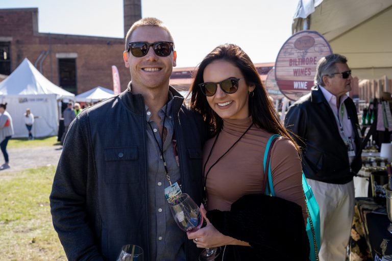 couple at taste of savannah